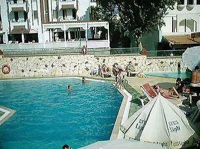 Temple Class Otel